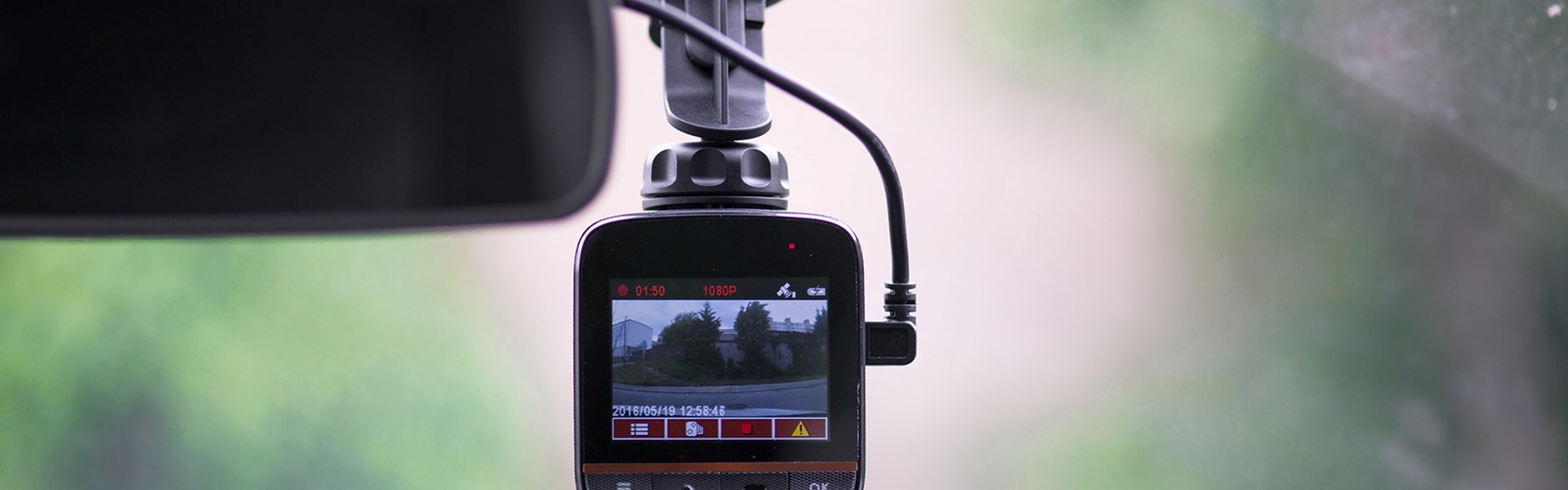 Dash cam switched on in vehicle
