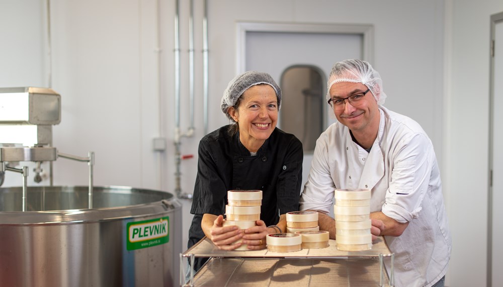 Penny and Marcus Felthams Farm Somerset making cheese